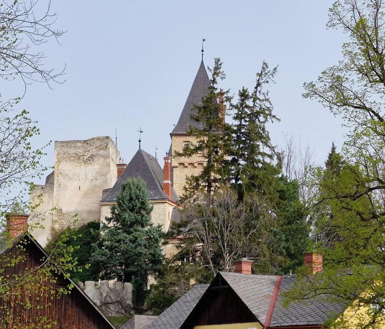 Historisches österreichisches Schloss